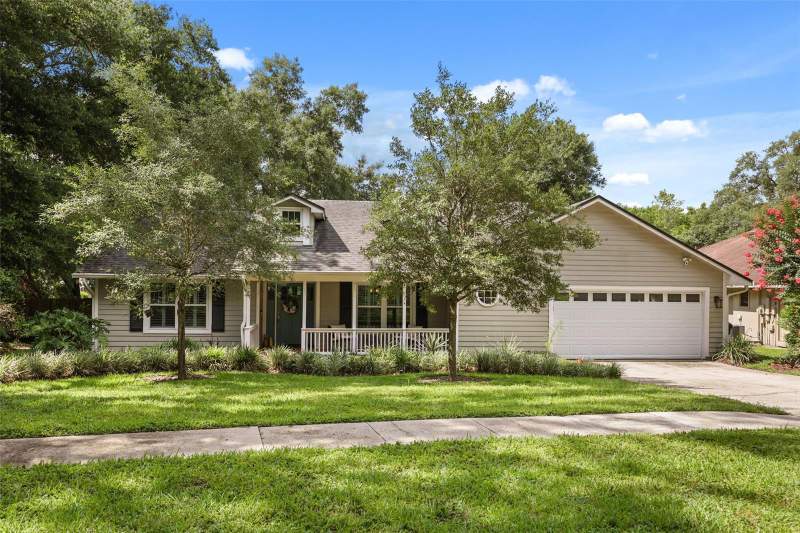2504 ORCHARD DRIVE home for sale in Sweetwater Country Club