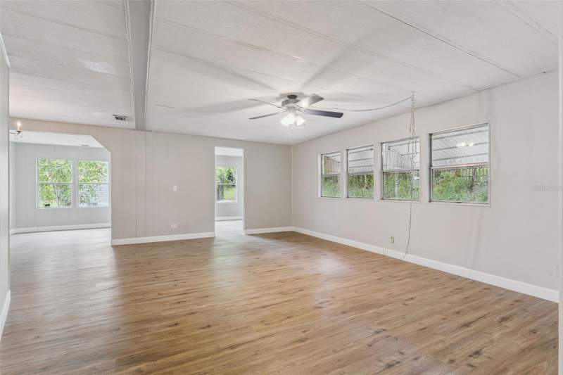 3 bedroom Manufactured Home at 16842 Elderberry Drive, Montverde Mobile Home Sub, Montverde — photo 5