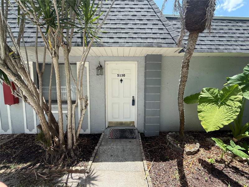 2 bedroom Villa at 5130 70th Place, Park East Condo, Pinellas Park — photo 2