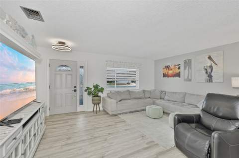 1739 Coco Palm Circle, Sun City Center FL - photo 9 of 43