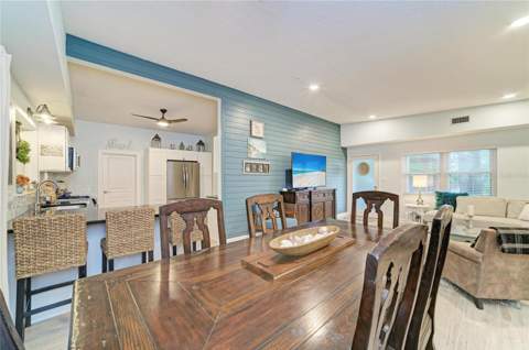 126 Holly Avenue, Sarasota FL - photo 11 of 39