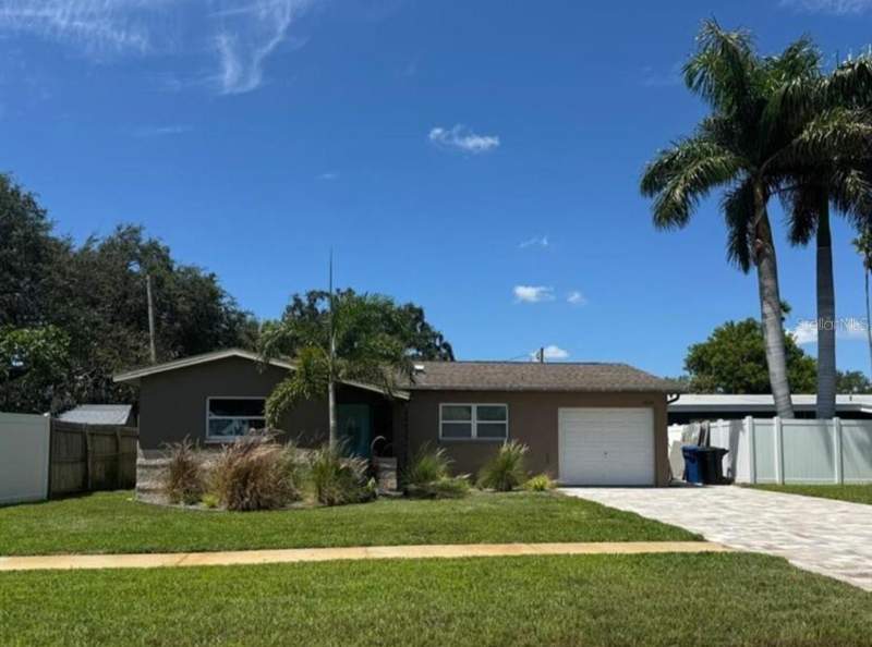 3 bedroom Single Family Residence at 1836 BAYOU GRANDE BOULEVARD, SHORE ACRES EDGEWATER SEC BLKS 7 8 9 10 11 12 & 16, ST PETERSBURG — photo 1