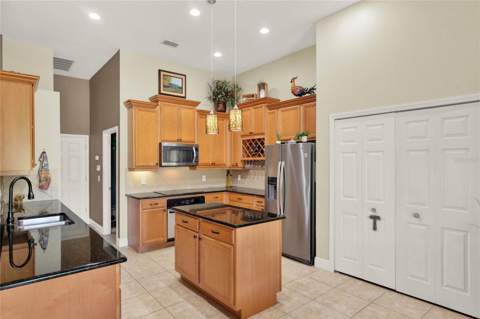 873 Gulf Land Drive, Apopka FL - photo 10 of 32
