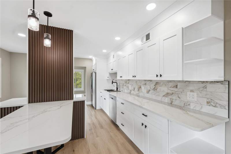 2 bedroom Condominium at 2072 Australia Way #42, On Top Of The World, Clearwater — photo 4