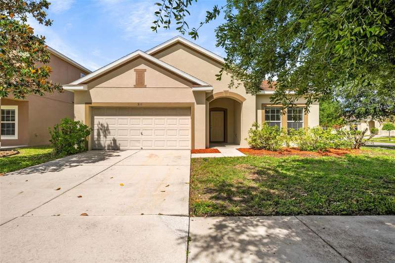 910 FERN LEAF DRIVE home for sale in Bahia Lakes