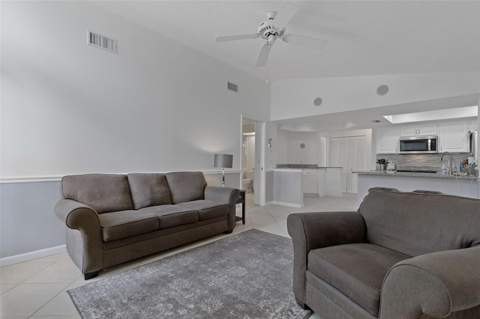 7196 Crown Oaks Drive, Spring Hill FL - photo 19 of 83