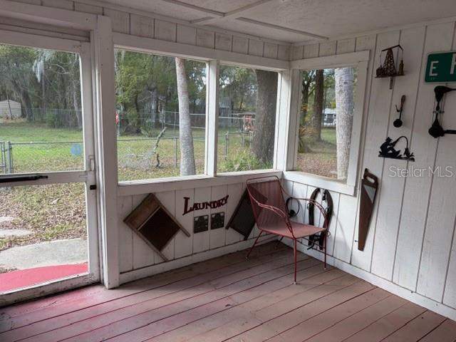 2 bedroom Single Family Residence at 6419 SE 215th Street, Hawthorne, Hawthorne — photo 2