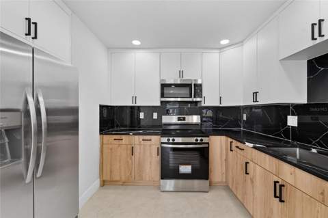 4711 W Lawn Avenue, Tampa FL - photo 17 of 75