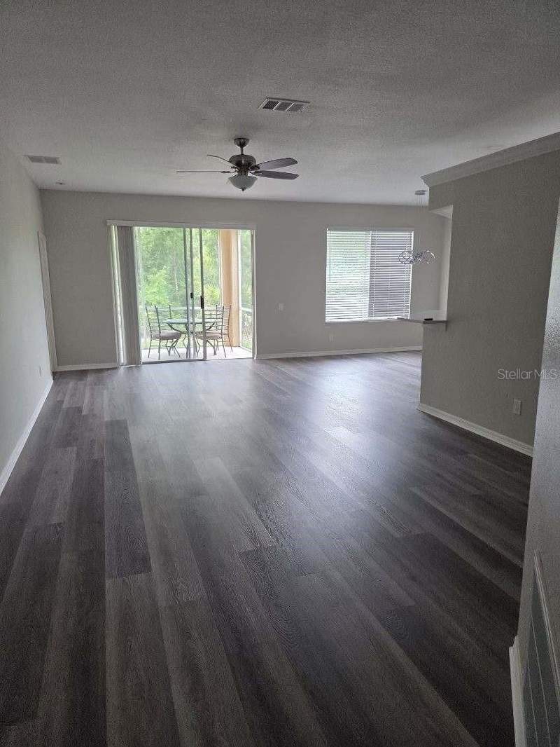 3 bedroom Single Family Residence at 9321 Huntington Parkway, Hunters Green, Tampa — photo 4