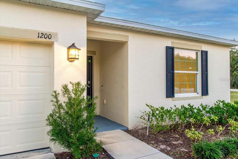 3 bedroom Single Family Residence at 1200 Wahneta Drive, Poinciana Nbrhd 02 West Village 07, Kissimmee — photo 2