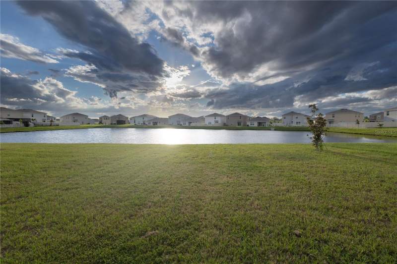 4 bedroom Single Family Residence at 16546 Mosaic Oar Drive, Dg Farms Ph 7A, Wimauma — photo 2