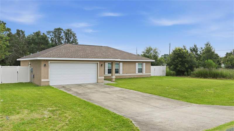 3 bedroom Single Family Residence at 4801 145th Place, Neighborhood 9061, Ocala — photo 3