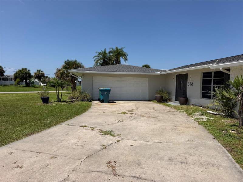 2 bedroom Single Family Residence at 318 Skylark Lane, Port Charlotte Sec 010, Port Charlotte — photo 2