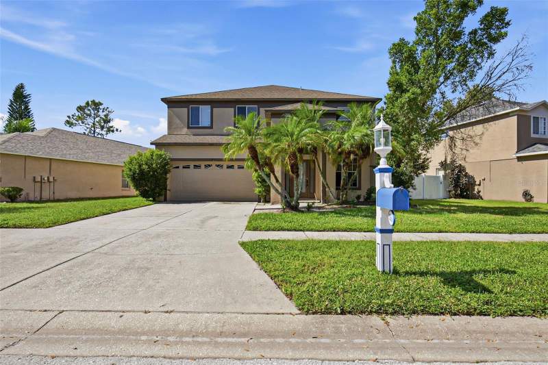 4 bedroom Single Family Residence at 19264 Fishermans Bend Drive, Heritage Harbor Ph 3C, Lutz — photo 2