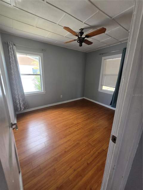146 NE Madison Circle, St Petersburg FL - photo 20 of 25