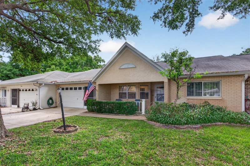 2 bedroom Villa at 9060 SW 96th Lane #B, On Top Of The World, Ocala — photo 2
