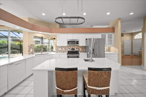 4321 Presidential Avenue Circle, Bradenton FL - photo 10 of 52