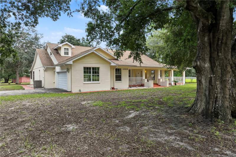 4 bedroom Single Family Residence at 22808 State Road 19, Howey In The Hills, Howey In The Hills — photo 4