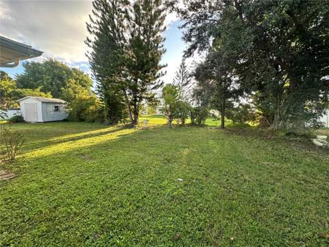 2488 Beacon Drive, Port Charlotte FL - photo 7 of 32