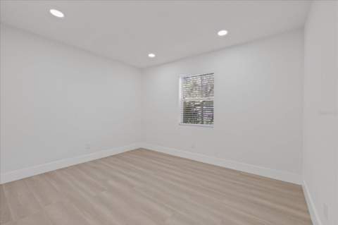 6403 Elliot Drive, Tampa FL - photo 20 of 45
