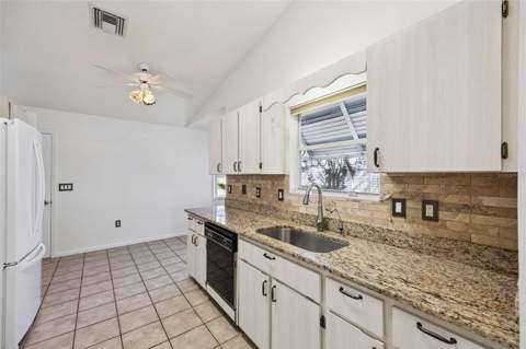 26233 Newcombe Circle, Leesburg FL - photo 18 of 80