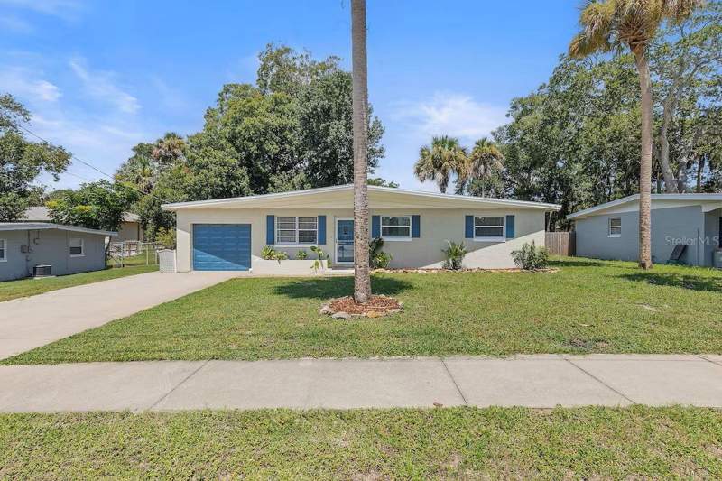 3 bedroom Single Family Residence at 330 Slayton Avenue, Sherwood Forest, South Daytona — photo 2