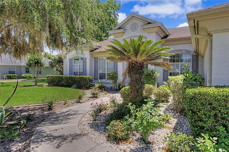 4 bedroom Single Family Residence at 2114 SE 25th Loop, Laurel Wood, Ocala — photo 2