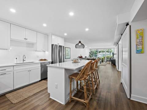 5055 Gulf Of Mexico Drive #115, Longboat Key FL - photo 11 of 41