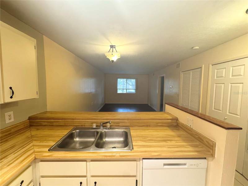 2 bedroom Condominium at 109 SE 16th Avenue #Q101, Treehouse Village, Gainesville — photo 4