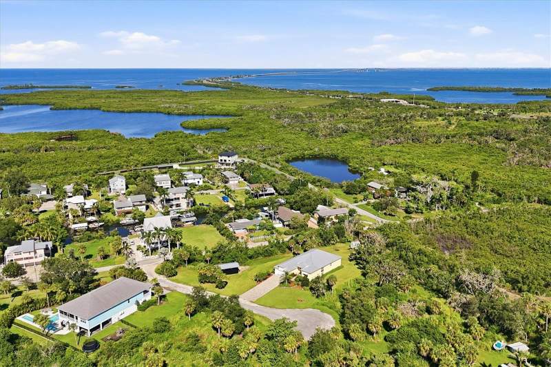 3 bedroom Single Family Residence at 1914 Kennedy Court, Bayside, Terra Ceia — photo 5