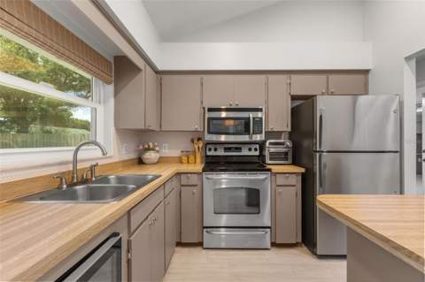 7384 Grand Avenue, Winter Park FL - photo 6 of 6