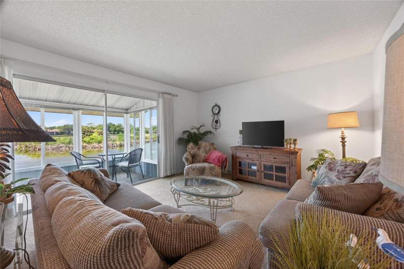 2 bedroom Condominium at 569 Midway Drive #B, Live Oak Village, Ocala — photo 4