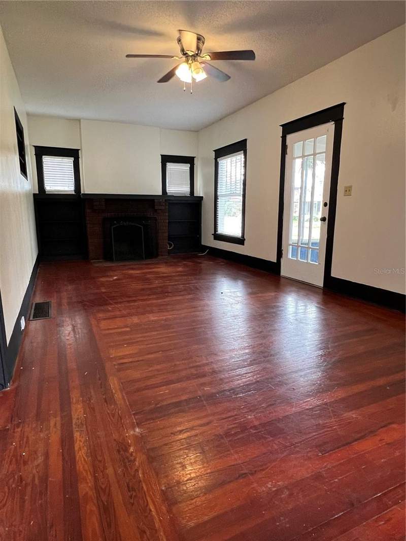 4 bedroom Single Family Residence at 505 WASHINGTON AVENUE, EUSTIS MC CLELLANDS, EUSTIS — photo 4
