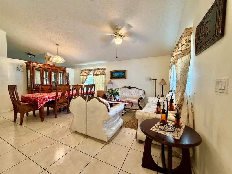 3 bedroom Single Family Residence at 2319 Lily Pad Lane, Shannon Lakes Ph 3, Kissimmee — photo 3