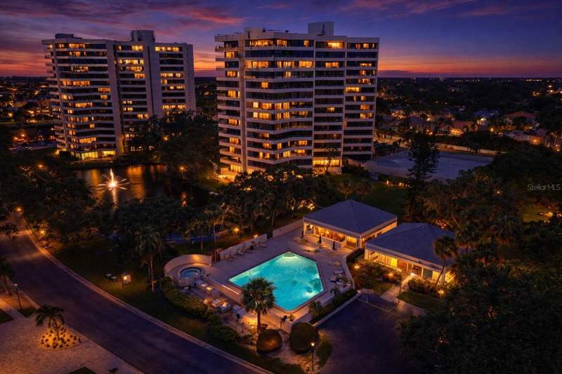 Pelican Bay Yacht Club Condo
