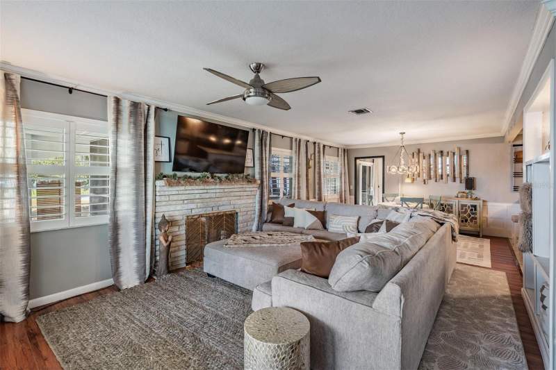 5 bedroom Single Family Residence at 302 Whitcomb Boulevard, Inness Park, Tarpon Springs — photo 5