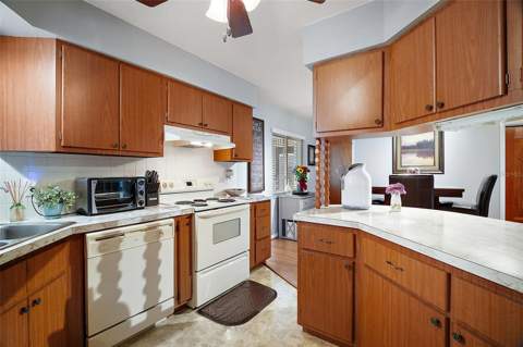803 N Shore Drive, Leesburg FL - photo 13 of 24