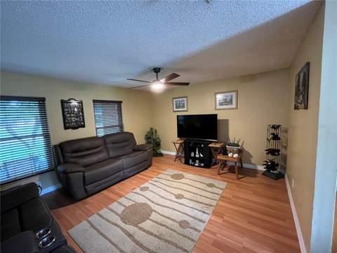 220 Mississippi Woods Lane, Orlando FL - photo 9 of 42