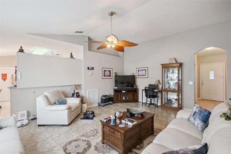3 bedroom Single Family Residence at 2563 Sheffield Drive, Deltona Lakes Unit 41, Deltona — photo 3