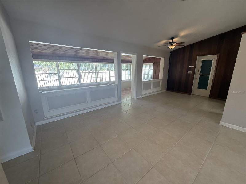 3 bedroom Single Family Residence at 6940 Exeter Park Place, Covington Park, Apollo Beach — photo 5
