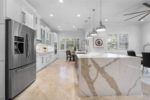 4802 W Beachway Drive, Tampa FL - photo 12 of 47