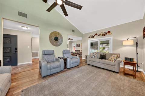 8106 Spring Drive, Yalaha FL - photo 16 of 67