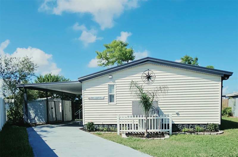 3 bedroom Manufactured Home at 13147 Cabin Court, Signal Cove, Hudson — photo 3