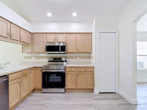 13203 Golf Ridge Place, Hudson FL - photo 22 of 65