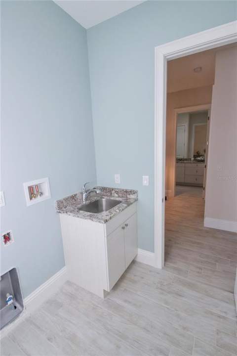7730 Hidden Creek Loop #102, Lakewood Ranch FL - photo 21 of 44