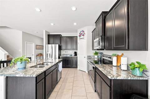 8673 Bower Bass Circle, Wesley Chapel FL - photo 12 of 43