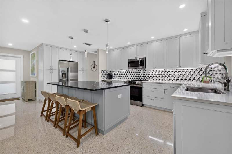 2 bedroom Single Family Residence at 819 59th Avenue, Bahia Shores 4th Add, St Pete Beach — photo 5
