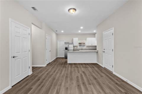 5013 Finders Court, Tampa FL - photo 8 of 47