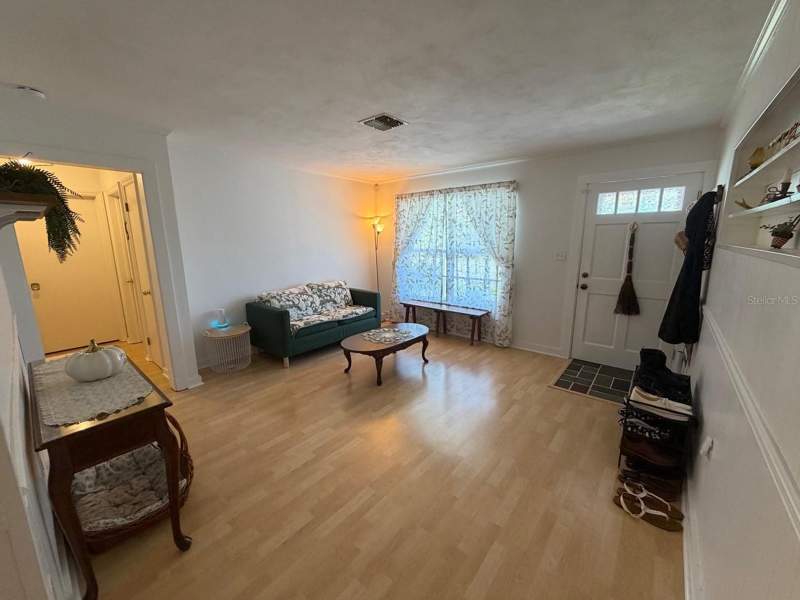 3 bedroom Single Family Residence at 2027 27th Avenue, Garden Heights, Bradenton — photo 3