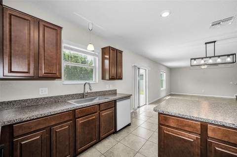 6780 Emerald Spring Loop, New Port Richey FL - photo 15 of 83